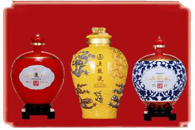 牡丹江穆棱烟酒回收五粮液各种摆件.jpg